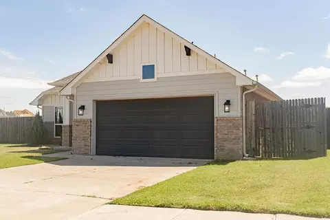 15708 Vermillion Dr, Edmond, OK 73013