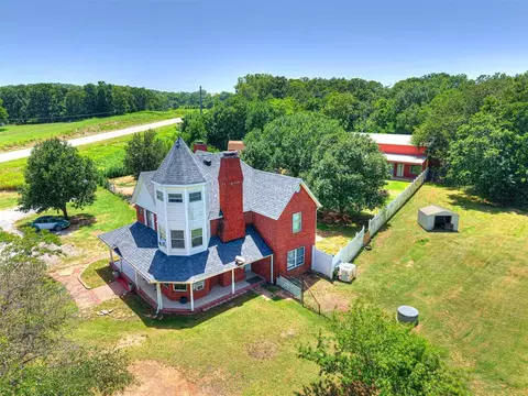 10864 E Colbert Rd, Davis, OK 73030 photo 4