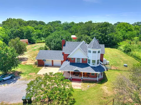 10864 E Colbert Rd, Davis, OK 73030 photo 3