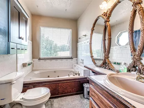 10864 E Colbert Rd, Davis, OK 73030 photo 32