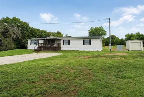 355728 Oak Springs Dr, Prague, OK 74864