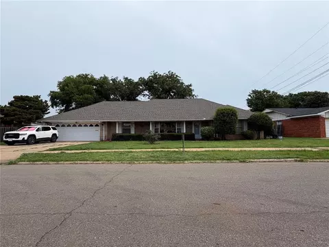 509 W Lark St, Altus, OK 73521