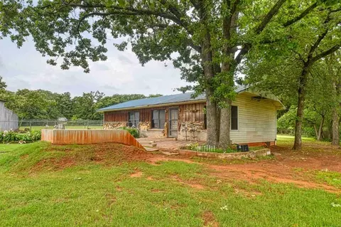 Exterior - 412 Bumgarner Ave, Norman, OK 73026 photo 2 of 15