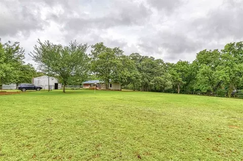 Exterior - 412 Bumgarner Ave, Norman, OK 73026 photo 14 of 15