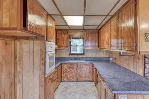 Kitchen - 412 Bumgarner Ave, Norman, OK 73026 photo 1 of 4