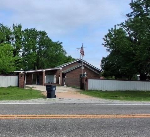 479 E Ripley St, Byars, OK 74831