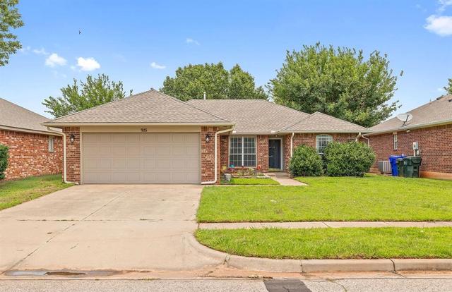 905 Shadowhill St, Norman, OK 73071