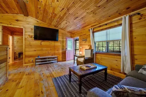 Living - 657 Canoe Rd, Broken Bow, OK 74728 photo 1 of 5