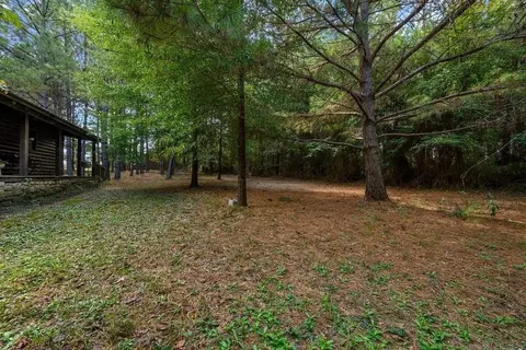 Exterior - 657 Canoe Rd, Broken Bow, OK 74728 photo 6 of 10