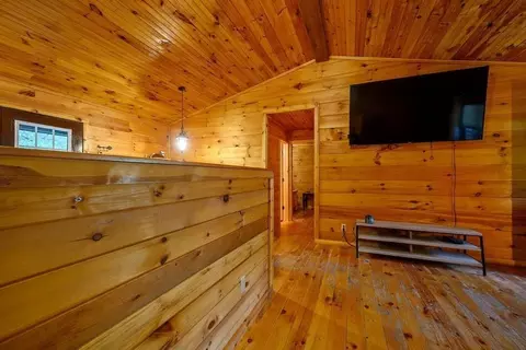 Entry Way - 657 Canoe Rd, Broken Bow, OK 74728 photo 1 of 1