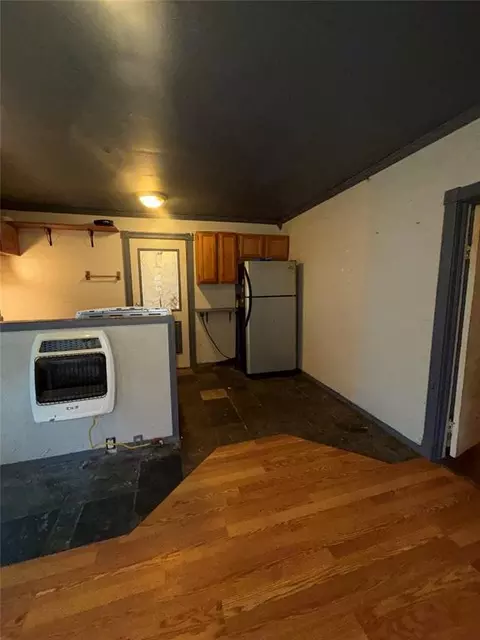 518 E 11th St, Chandler, OK 74834 photo 7