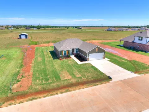 View/Area - 1714 Oak Way, Tuttle, OK 73089 photo 5 of 7