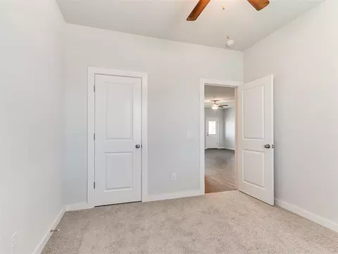 Bedroom - 1714 Oak Way, Tuttle, OK 73089 photo 5 of 7