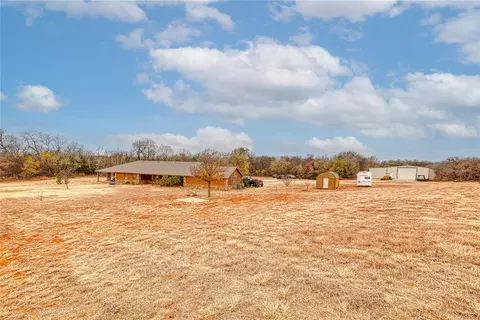11221 N 1960 Cir, Elk City, OK 73644
