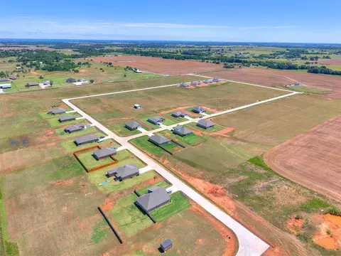 View/Area - 1716 Oak Way, Tuttle, OK 73089 photo 4 of 6