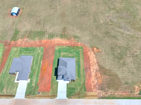View/Area - 1716 Oak Way, Tuttle, OK 73089 photo 3 of 6