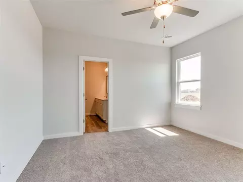 Bedroom - 1716 Oak Way, Tuttle, OK 73089 photo 1 of 5