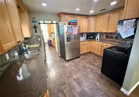 Kitchen - 1209 S Trail Dr, Altus, OK 73521 photo 1 of 3