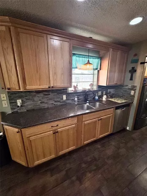 Kitchen - 1209 S Trail Dr, Altus, OK 73521 photo 3 of 3