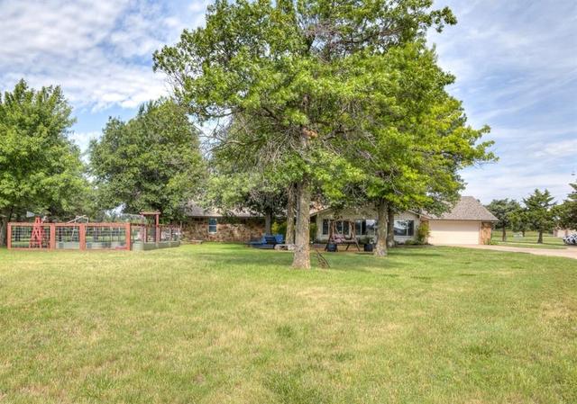 7025 S Cimarron Rd, Yukon, OK 73099