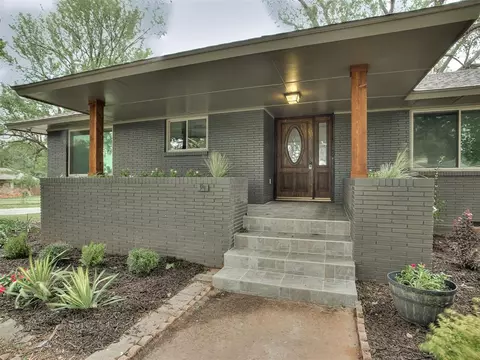 824 N Main St, Blanchard, OK 73010