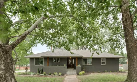 824 N Main St, Blanchard, OK 73010