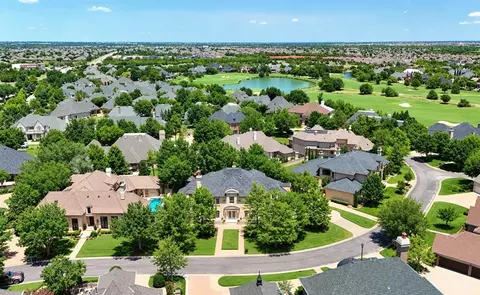 5709 Mistletoe Ct, Oklahoma City, OK 73142