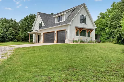 1125 Wildflower Loop, Cache, OK 73527 photo 2