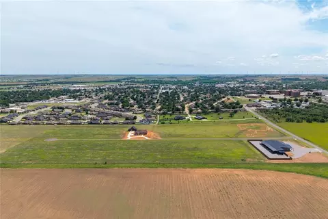 24123 E 1016 Rd, Weatherford, OK 73096