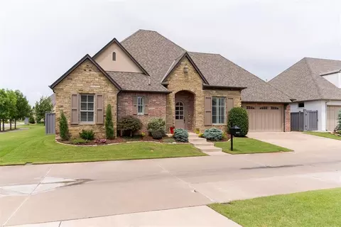16405 Bordeaux Dr, Edmond, OK 73013