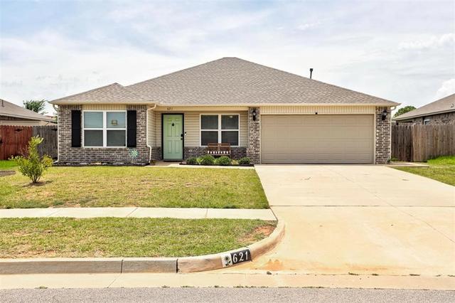 621 Fox Hollow Ct, Newcastle, OK 73065