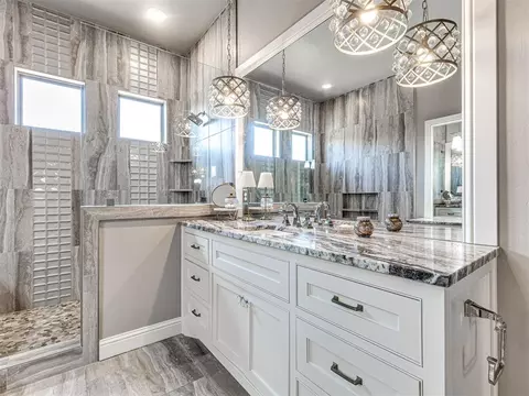 Bath - 11601 Piazza Way, Arcadia, OK 73007 photo 2 of 7