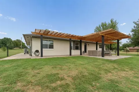 Other - 301 Bonanza Ln, Tuttle, OK 73089 photo 6 of 8