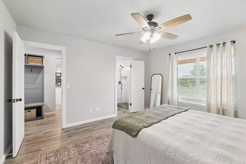 Bedroom - 301 Bonanza Ln, Tuttle, OK 73089 photo 2 of 7