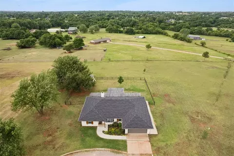 View/Area - 301 Bonanza Ln, Tuttle, OK 73089 photo 3 of 3