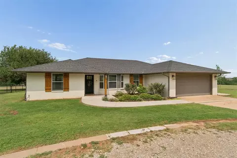 301 Bonanza Ln, Tuttle, OK 73089