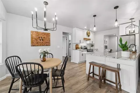 Dining - 301 Bonanza Ln, Tuttle, OK 73089 photo 3 of 4