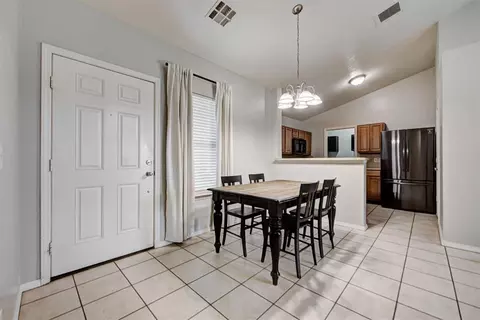 Entry Way - 724 Grickle Dr, Norman, OK 73069 photo 2 of 3