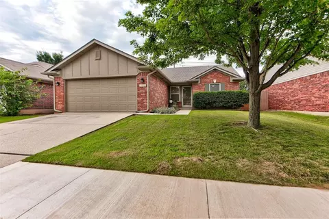 724 Grickle Dr, Norman, OK 73069