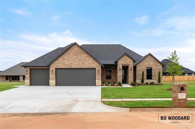 2217 W Cole Dr, Mustang, OK 73064