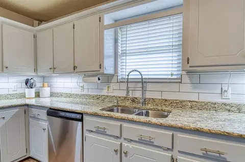 Kitchen - 1308 SE 3rd St, Moore, OK 73160 photo 2 of 5