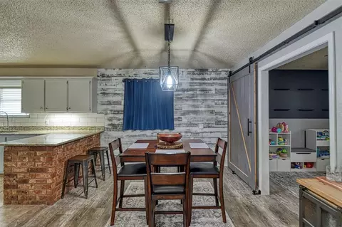 Dining - 1308 SE 3rd St, Moore, OK 73160 photo 2 of 3