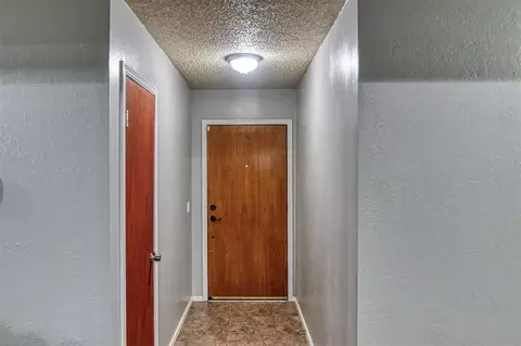 Entry Way - 1308 SE 3rd St, Moore, OK 73160 photo 1 of 2