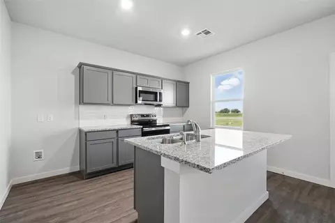 1010 Prairie Dr, Tuttle, OK 73089 photo 11
