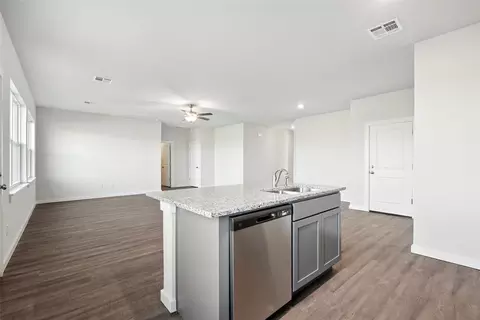 1010 Prairie Dr, Tuttle, OK 73089 photo 8