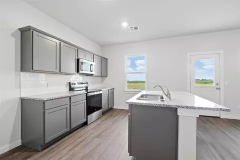 1010 Prairie Dr, Tuttle, OK 73089 photo 7