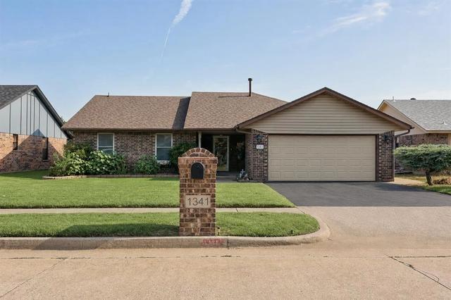1341 Oswego Dr, Yukon, OK 73099