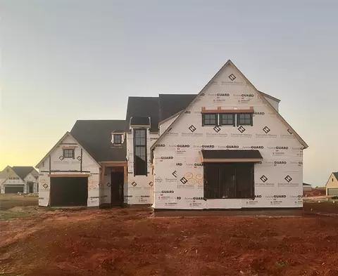 18137 Fields Dr, Edmond, OK 73012