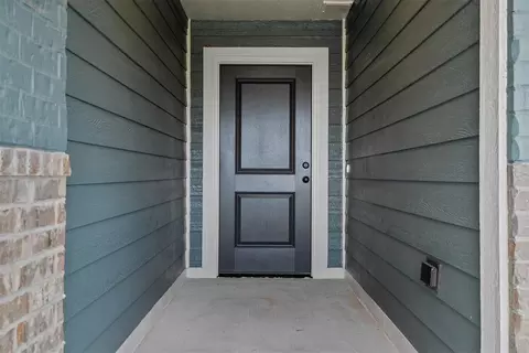 Entry Way - 8801 Spruce St, Edmond, OK 73003 photo 1 of 4