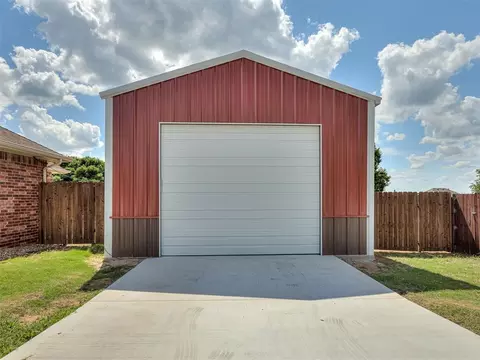 Other - 809 Grandview Rd, Tuttle, OK 73089 photo 1 of 10